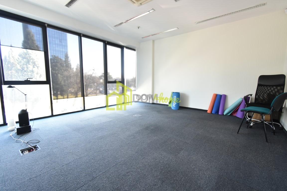 Poslovni prostor 50m2, Preko Morače